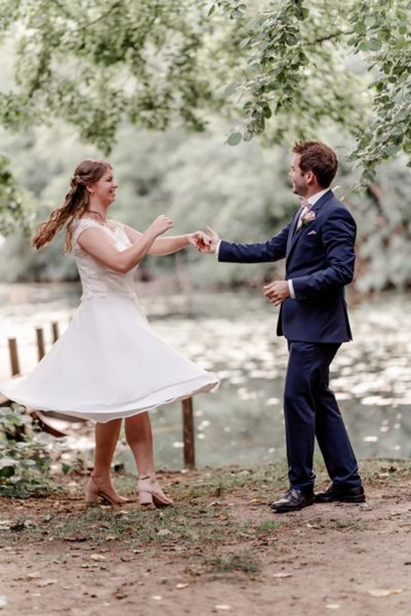 Emotionaler Moment während der Trauung am Niederrhein